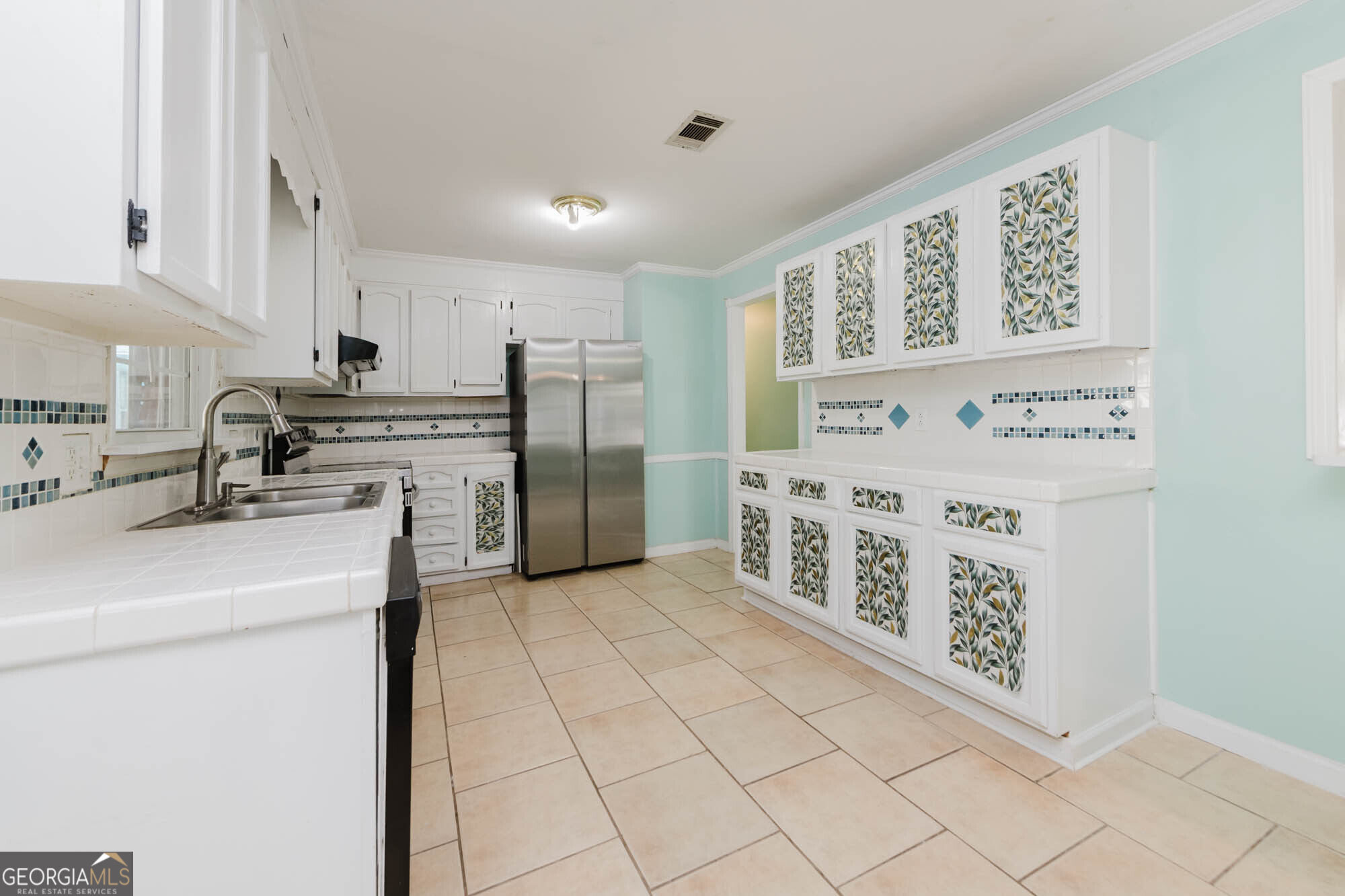 206 Scarborough Road Property Photo 8
