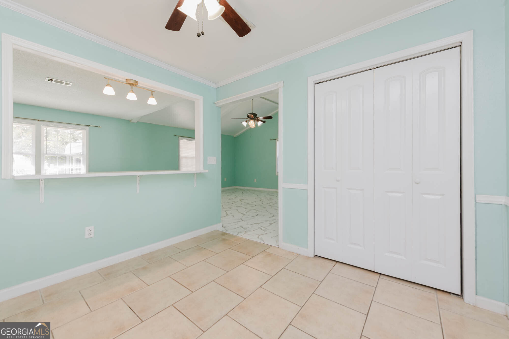 206 Scarborough Road Property Photo 11