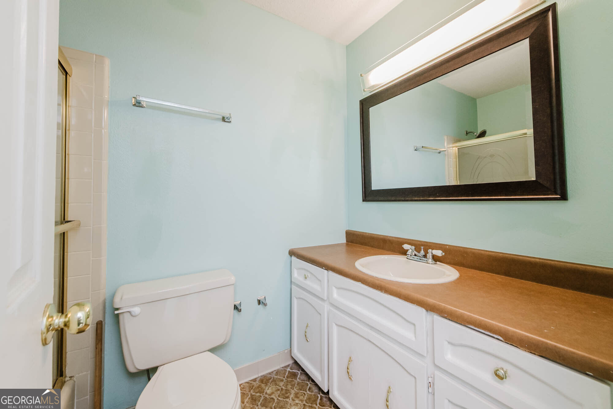 206 Scarborough Road Property Photo 12