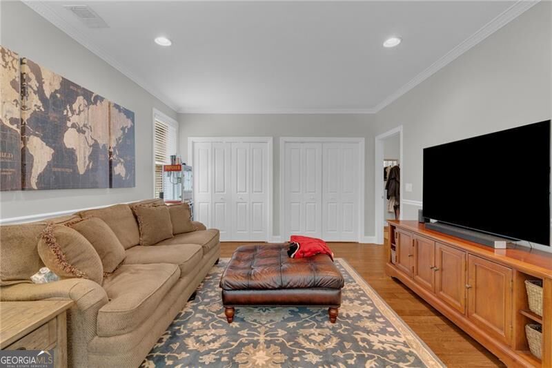 5935 Reddington Way Property Photo 35
