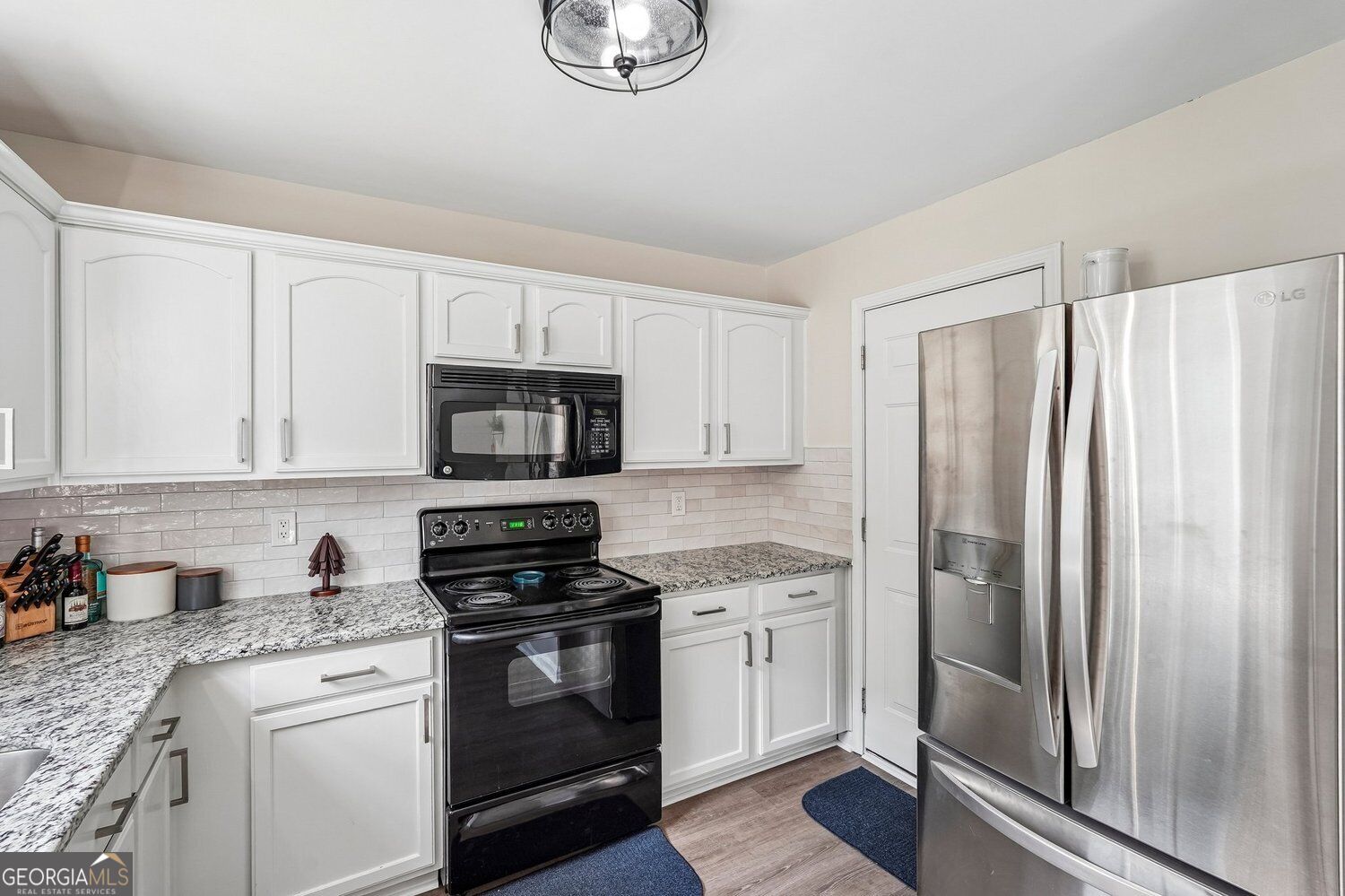 546 Fox Creek Crossing Property Photo 9