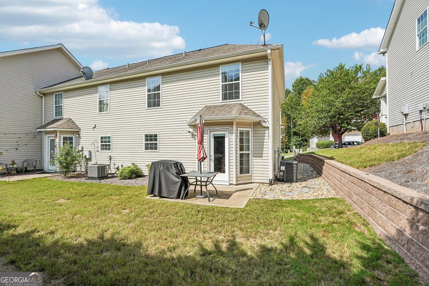 546 Fox Creek Crossing Property Photo 18