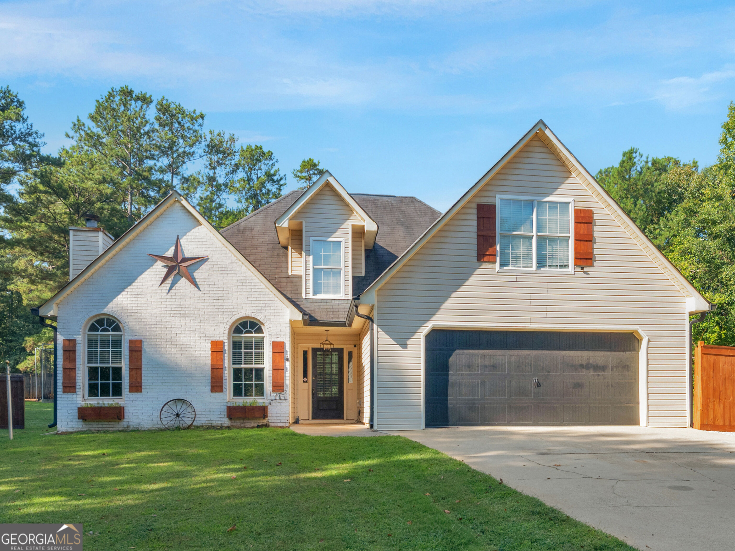 409 Coosa Court Property Photo 1