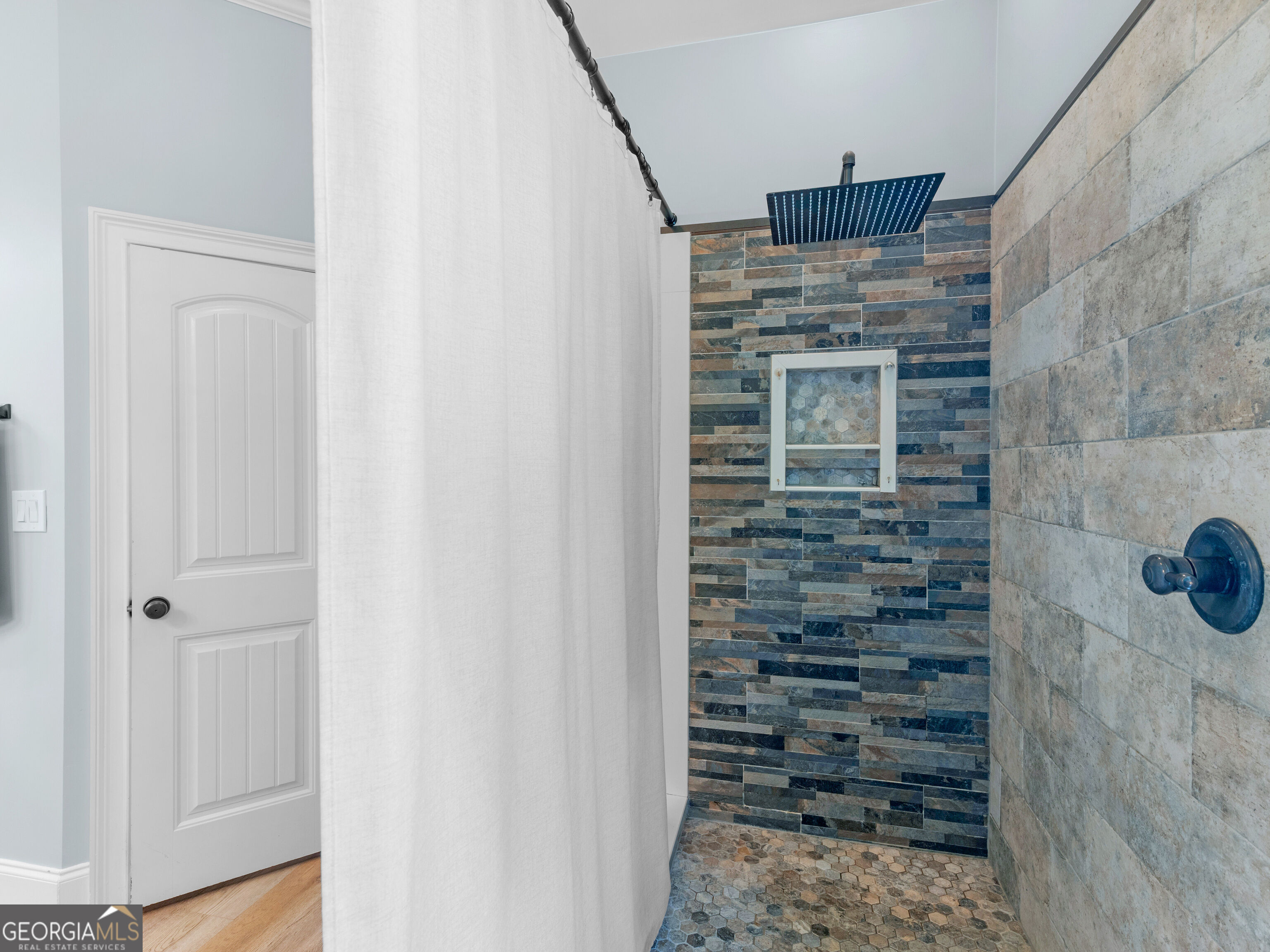 536 River Road Property Photo 7