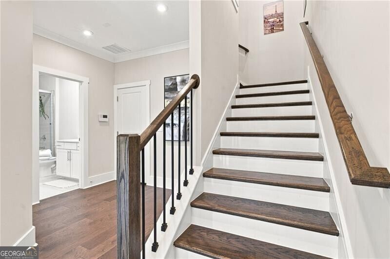 2054 Cortland Road Property Photo 21