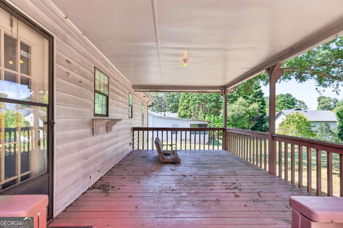 633 Webb Gin House Road Property Photo 10
