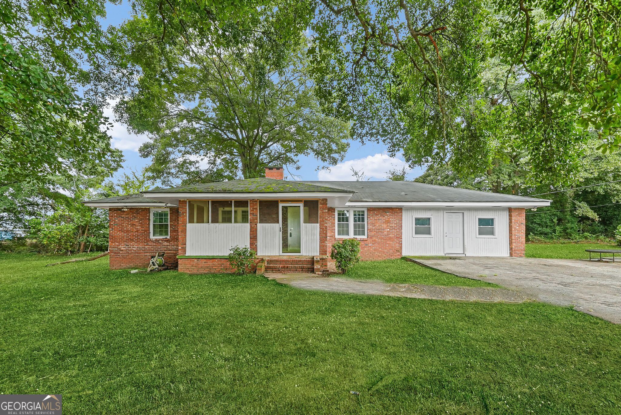450 Mcgarity Road Property Photo 1