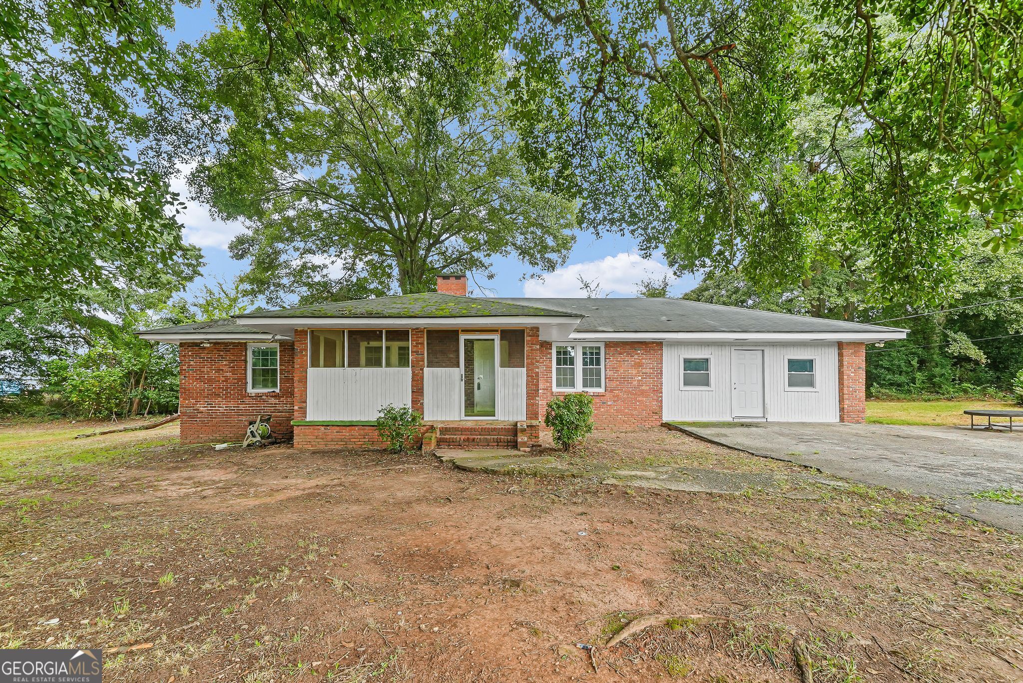 450 Mcgarity Road Property Photo 2