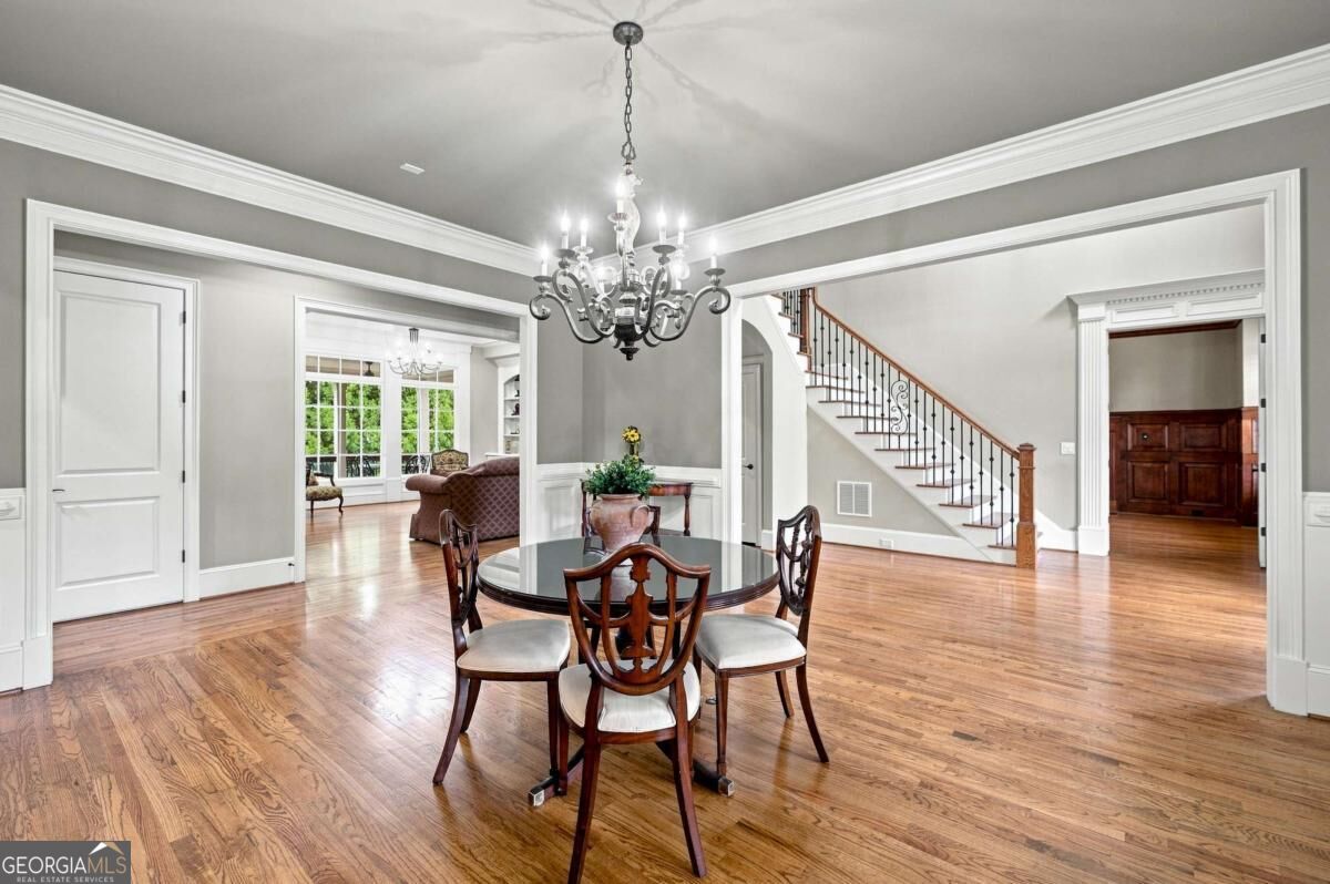 1815 Turnberry Avenue Property Photo 8