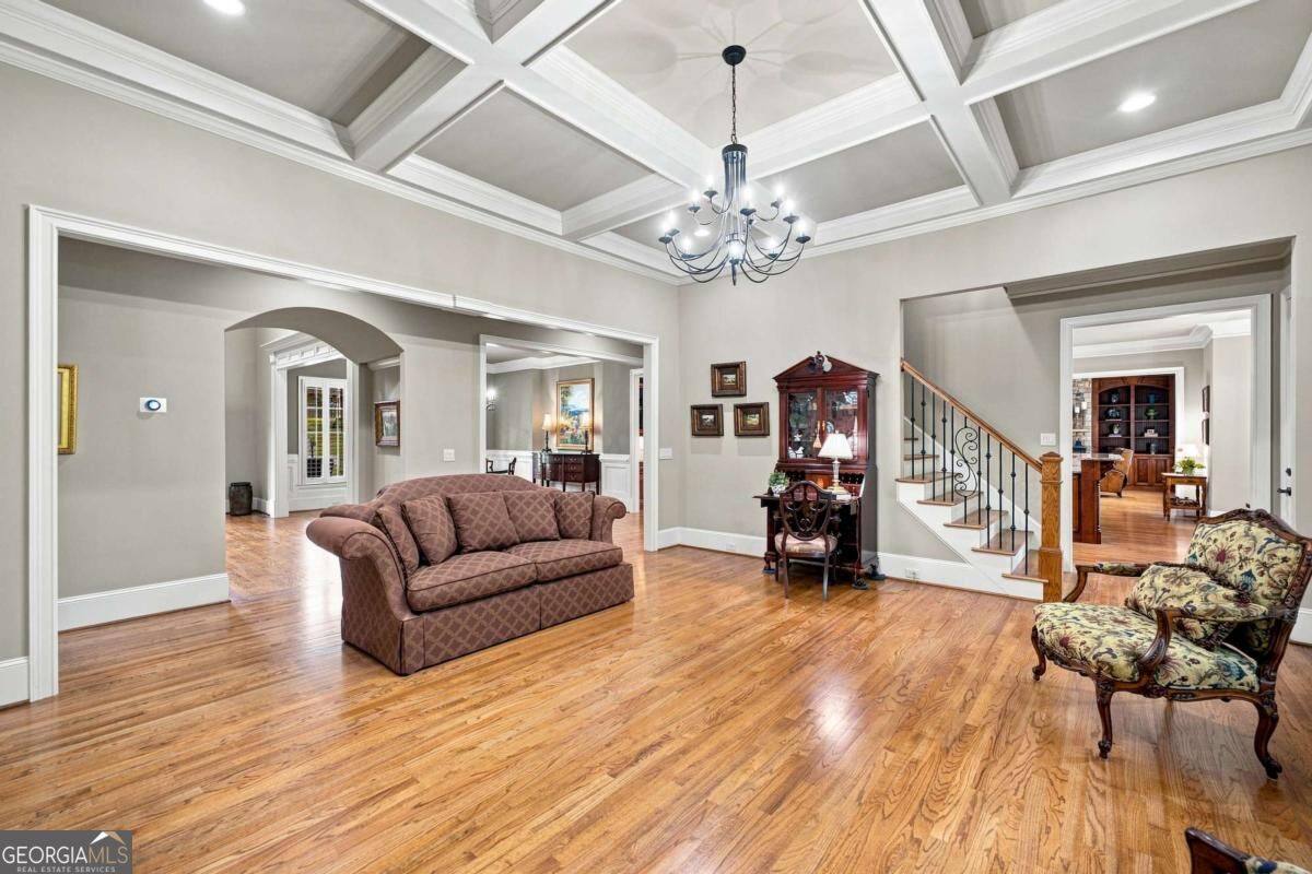 1815 Turnberry Avenue Property Photo 11