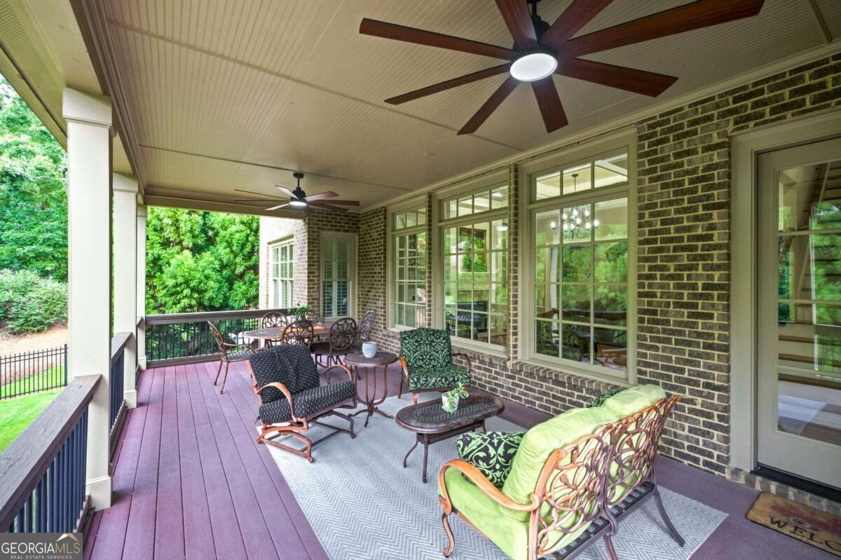 1815 Turnberry Avenue Property Photo 13