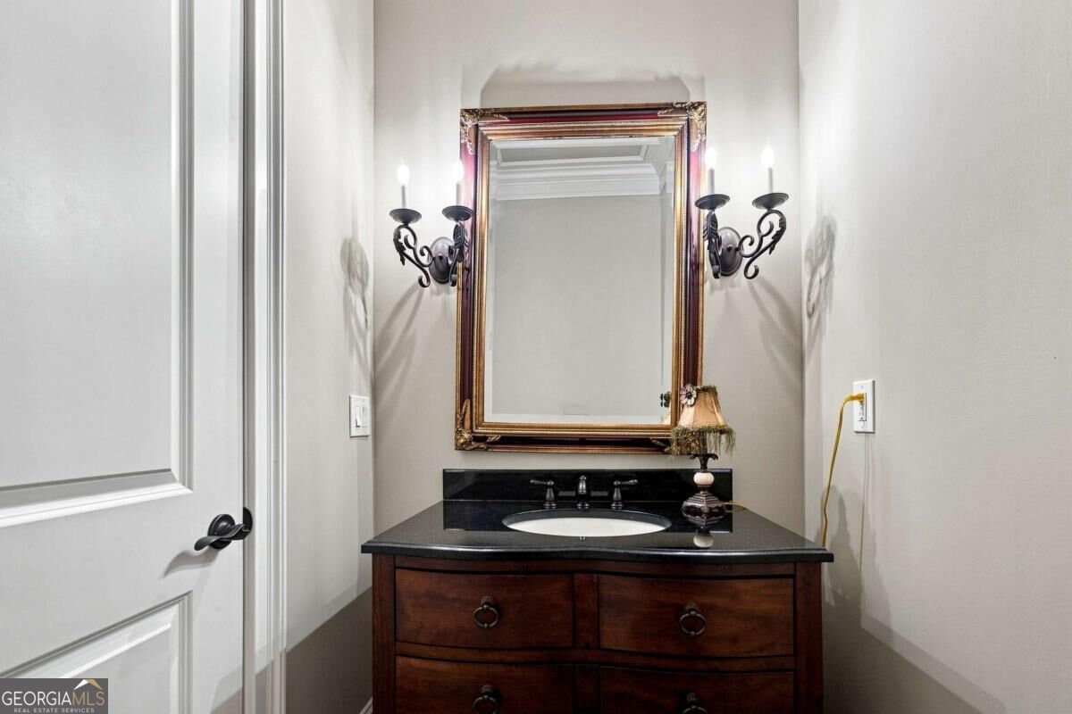 1815 Turnberry Avenue Property Photo 29