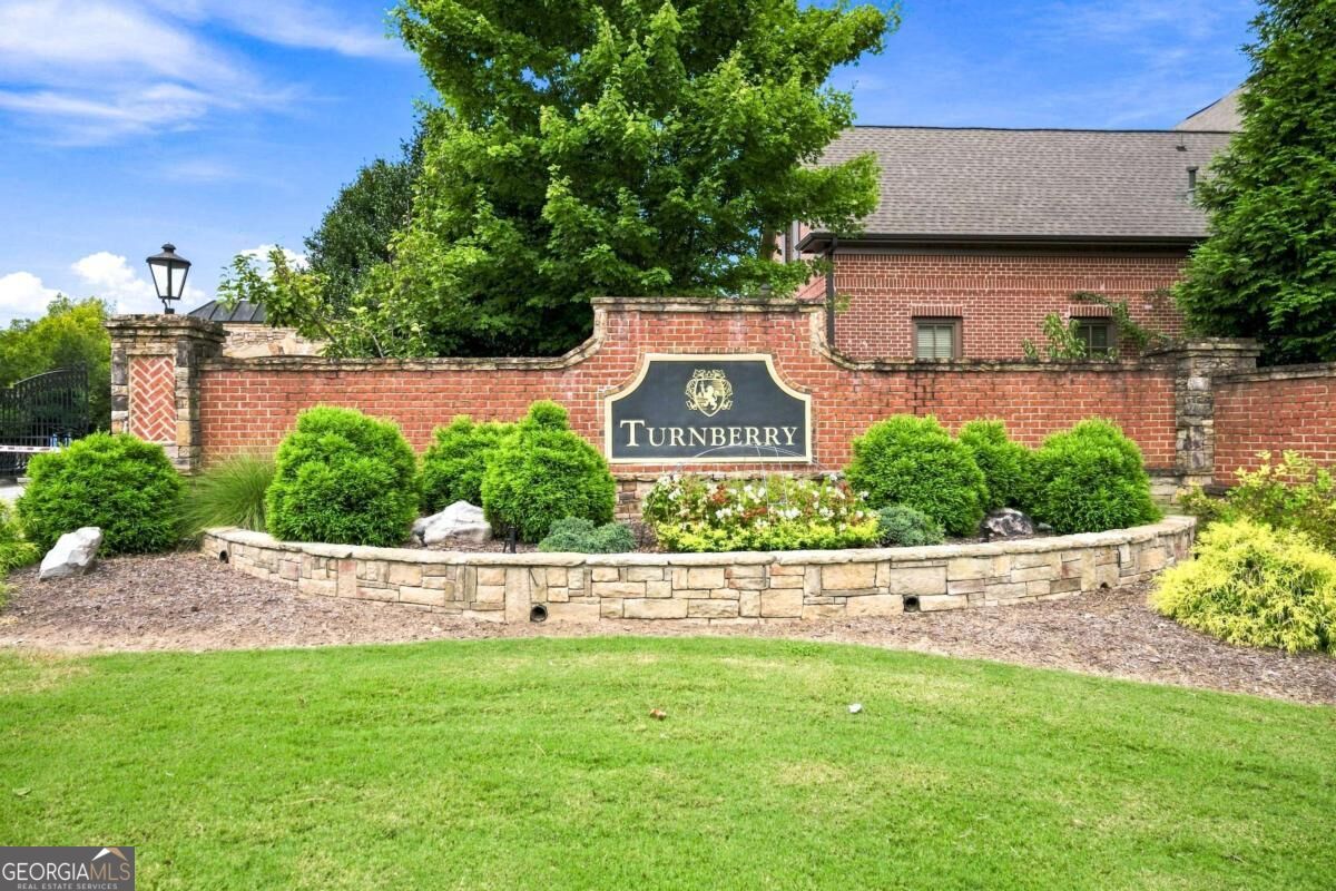 1815 Turnberry Avenue Property Photo 86