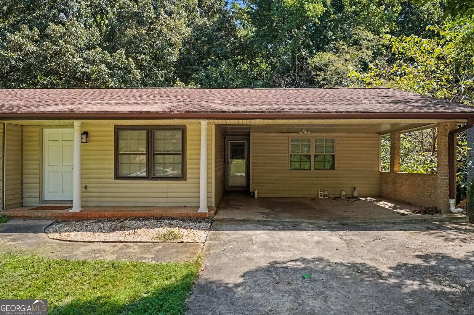 6982 Knollwood Drive Property Photo 6