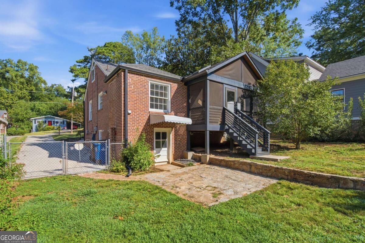 978 Winburn Drive Property Photo 33