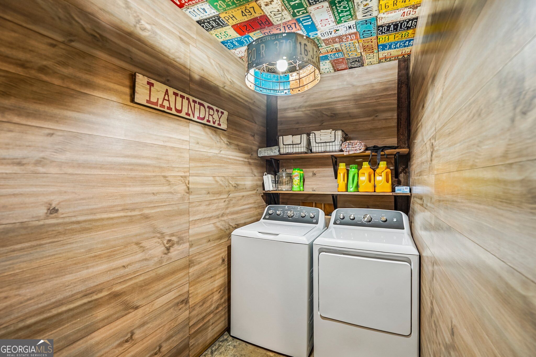 1115 Daniel Road Property Photo 14