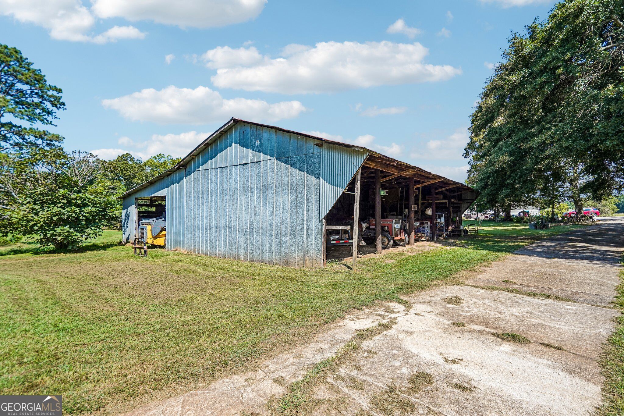 1115 Daniel Road Property Photo 31