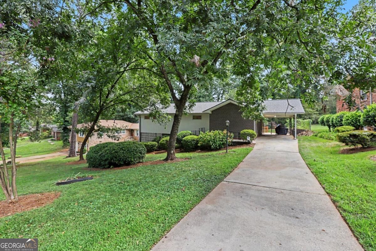 2213 Doris Drive Property Photo 4