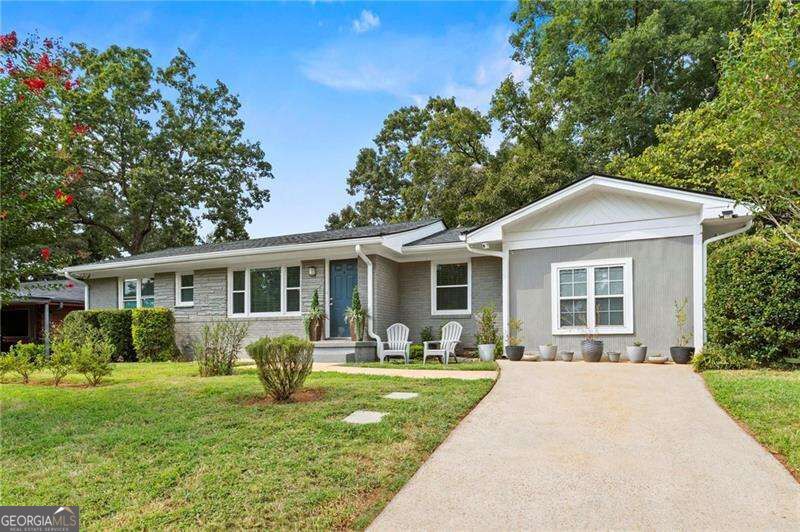 1808 Flintwood Drive Se Property Photo 1