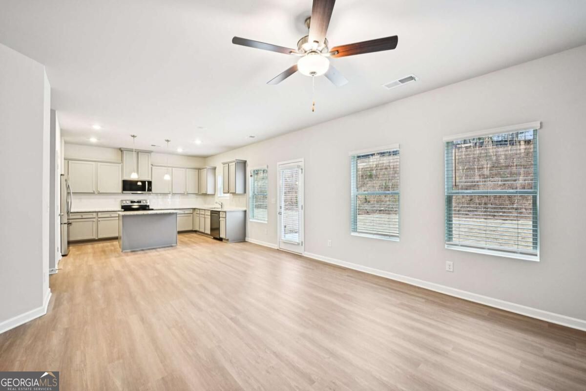 401 Cedar Wood Trace Property Photo 9