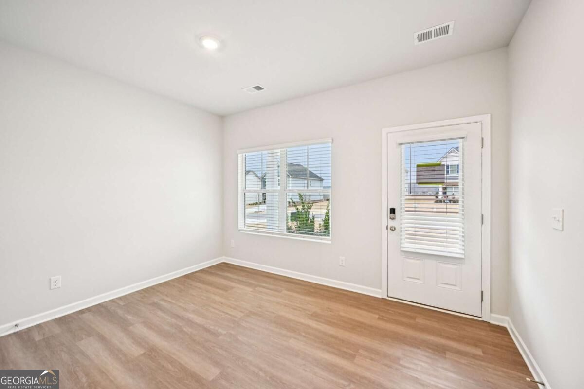 401 Cedar Wood Trace Property Photo 16