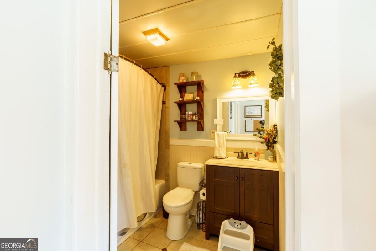 2045 Ila Road Property Photo 9