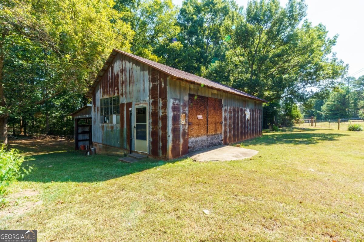 2045 Ila Road Property Photo 18