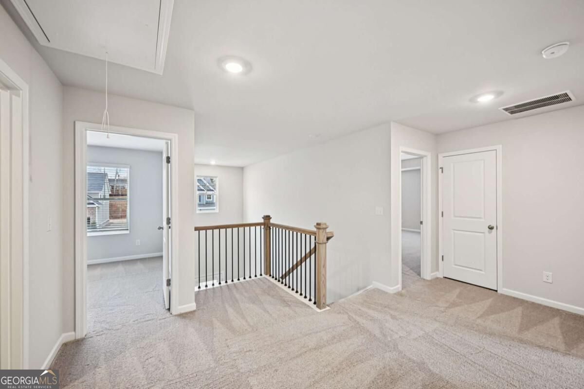 411 Cedar Wood Trace Property Photo 37