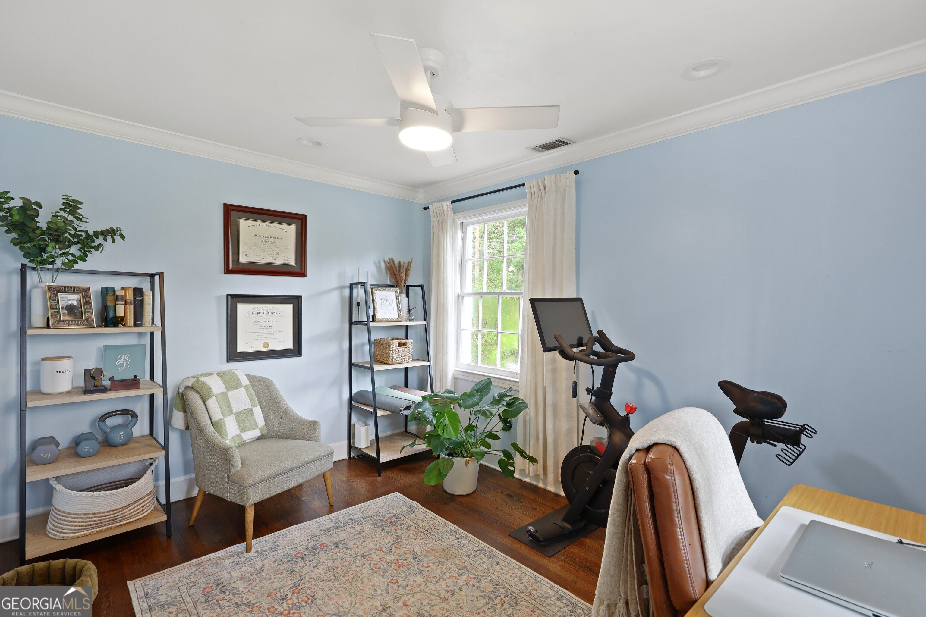 1501 E 55th Street Property Photo 47