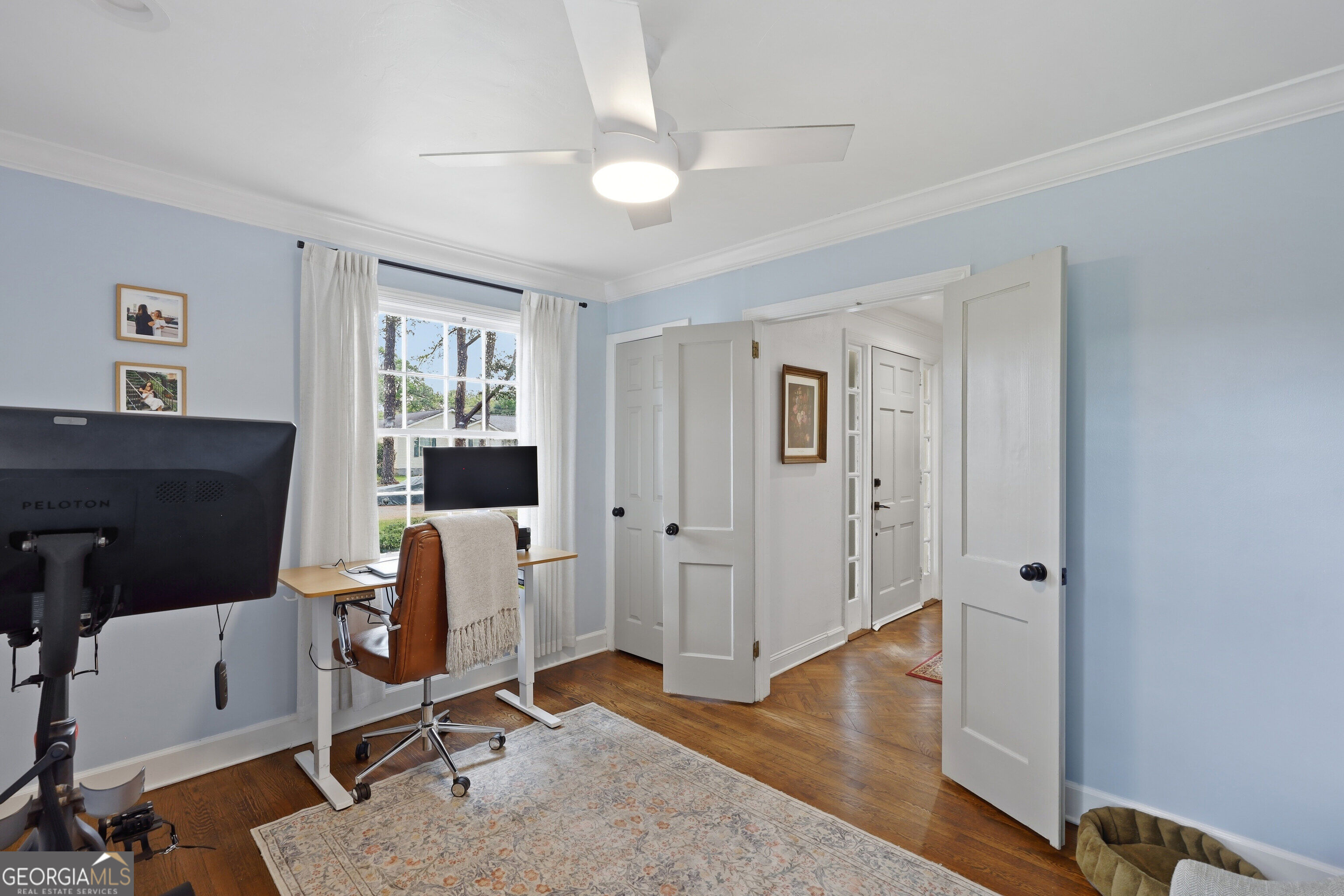 1501 E 55th Street Property Photo 49
