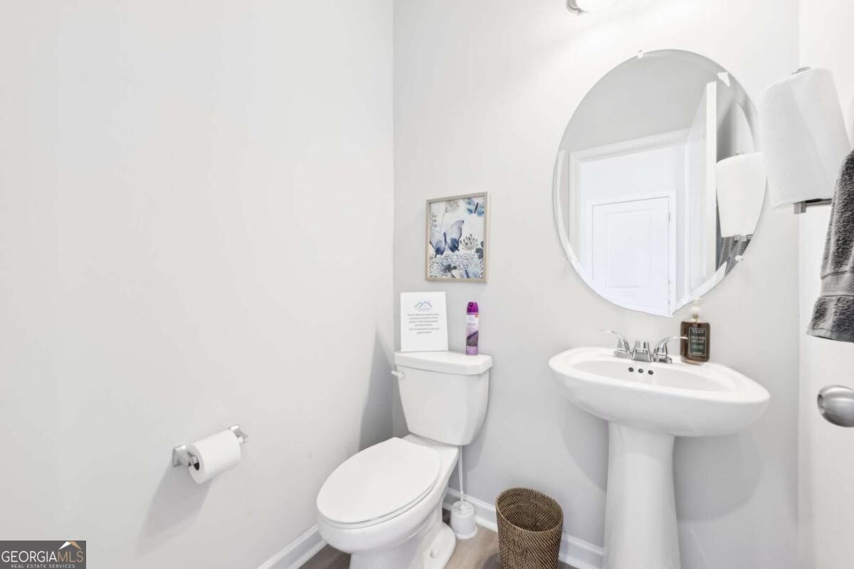 423 Cedar Wood Trace Property Photo 43