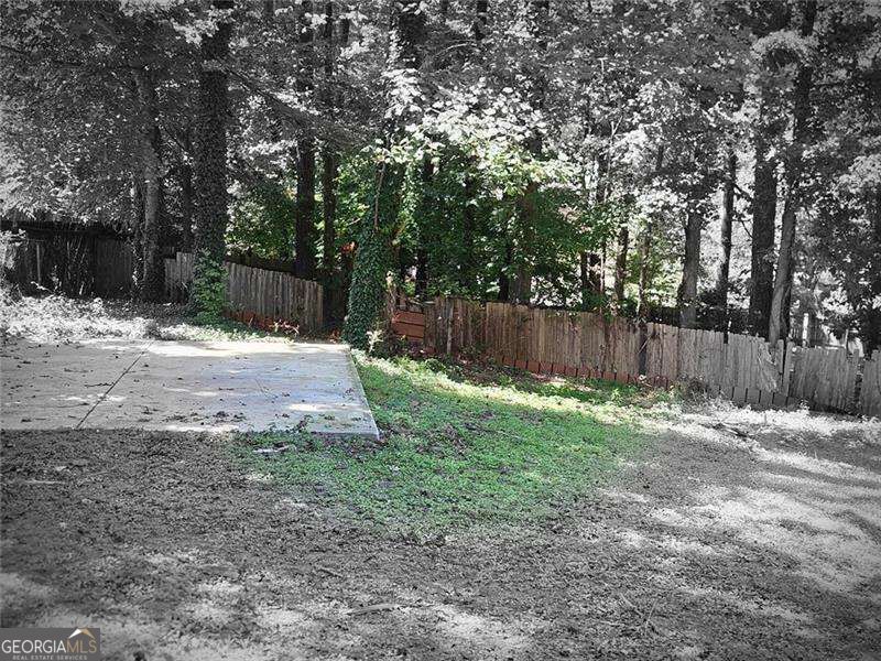 3150 Oak Leaf Court Sw Property Photo 6