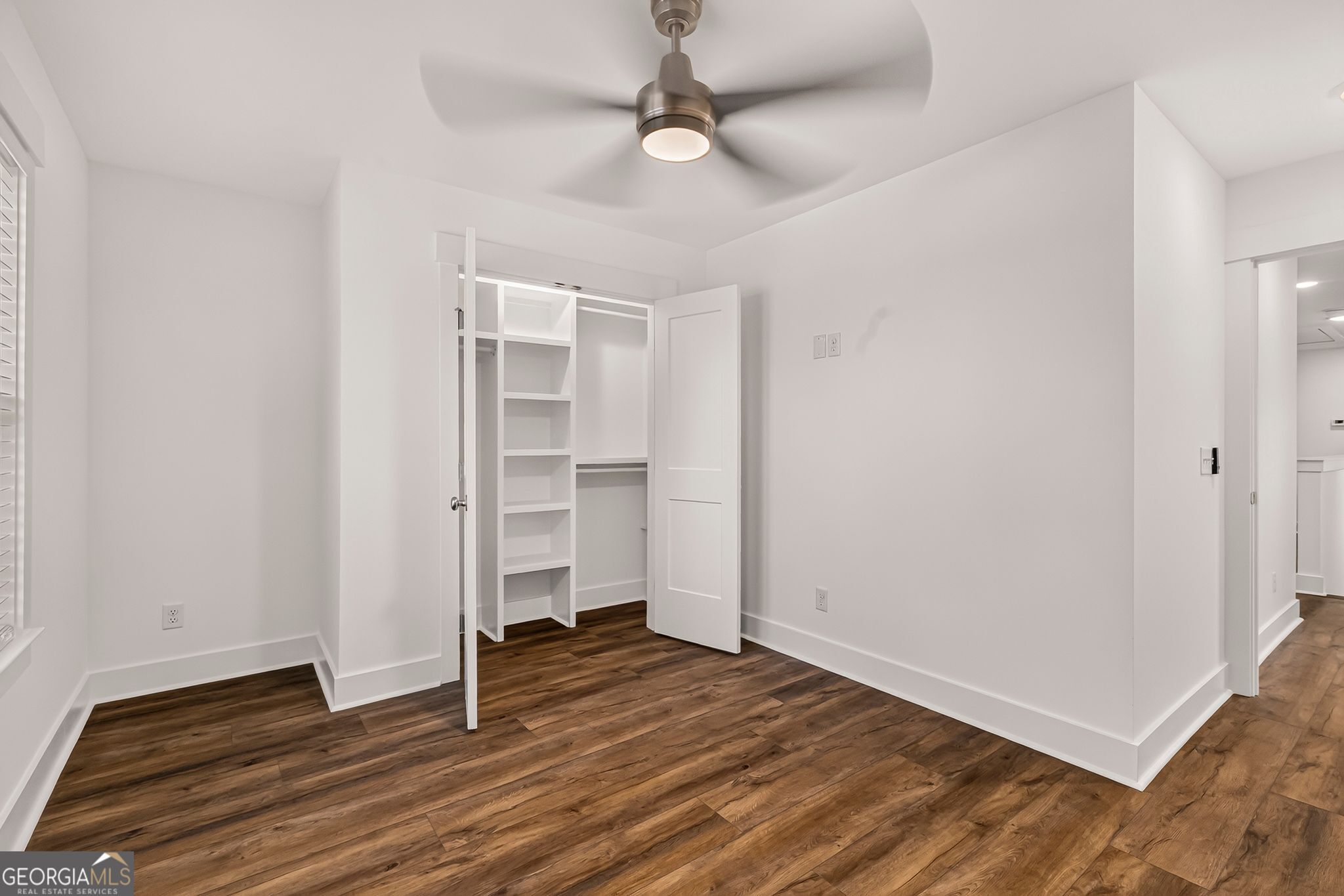 1601 Grove Street Property Photo 38