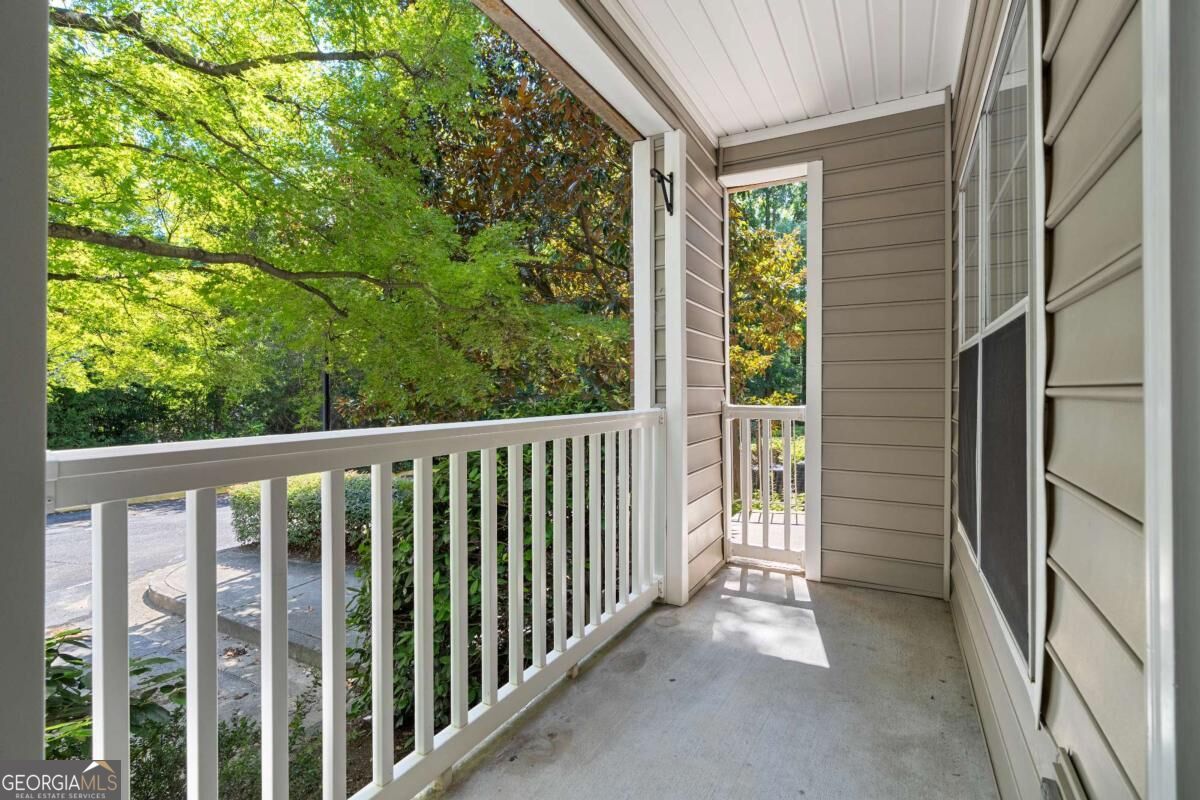 2700 Pine Tree Road Ne # 2104 Property Photo 3