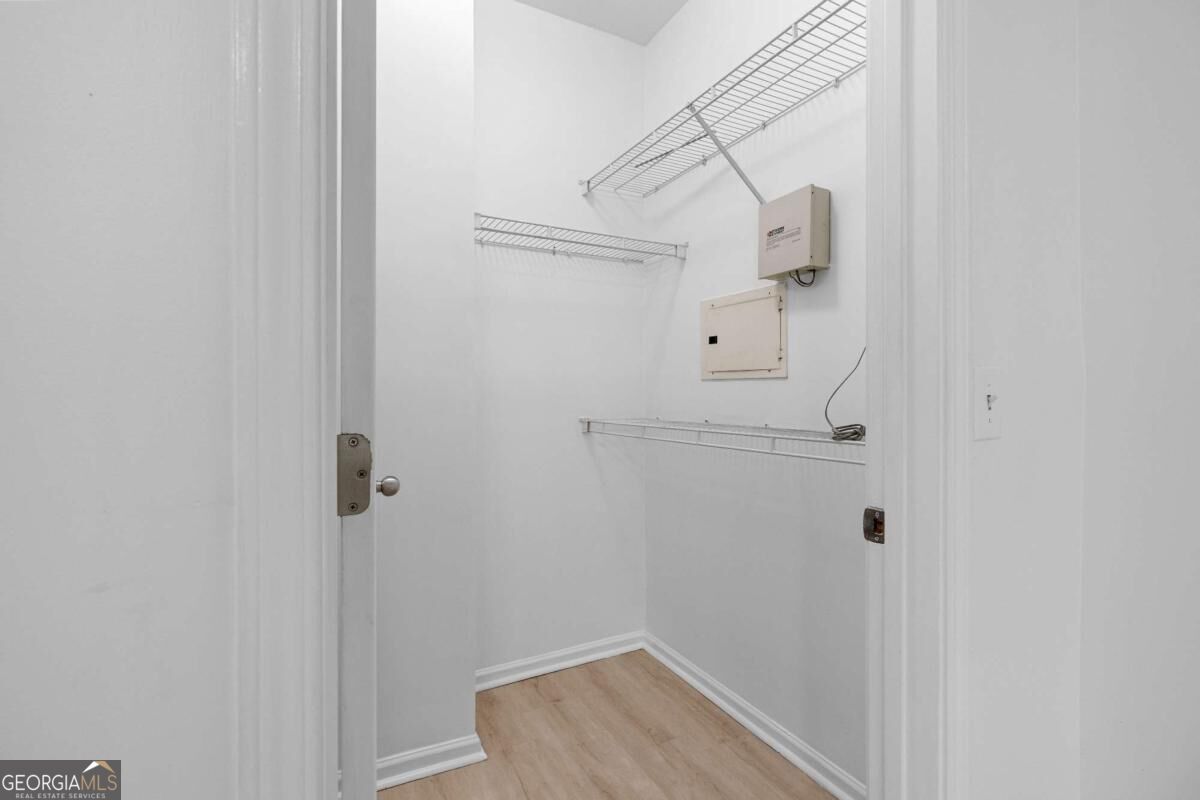 2700 Pine Tree Road Ne # 2104 Property Photo 23