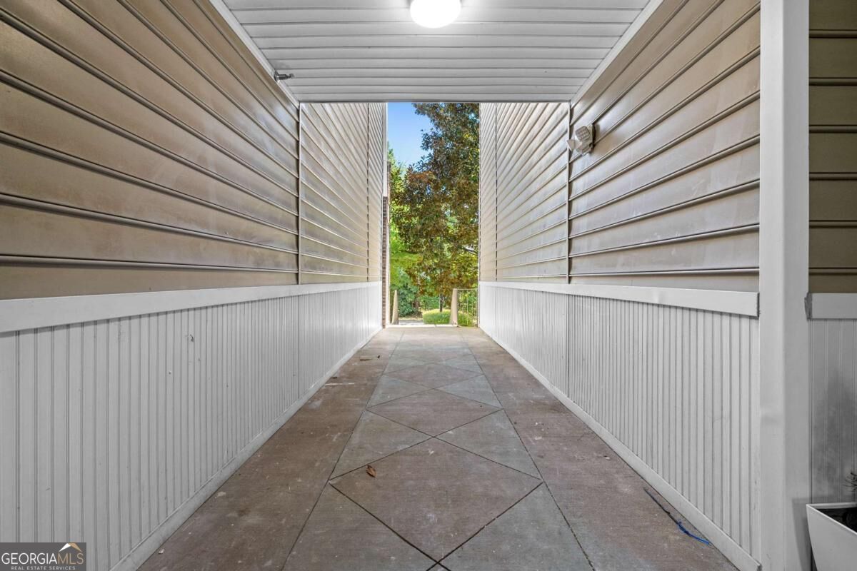 2700 Pine Tree Road Ne # 2104 Property Photo 32