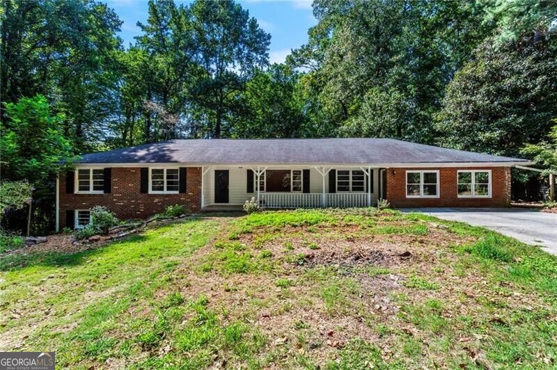 1360 Mclendon Drive Property Photo 1