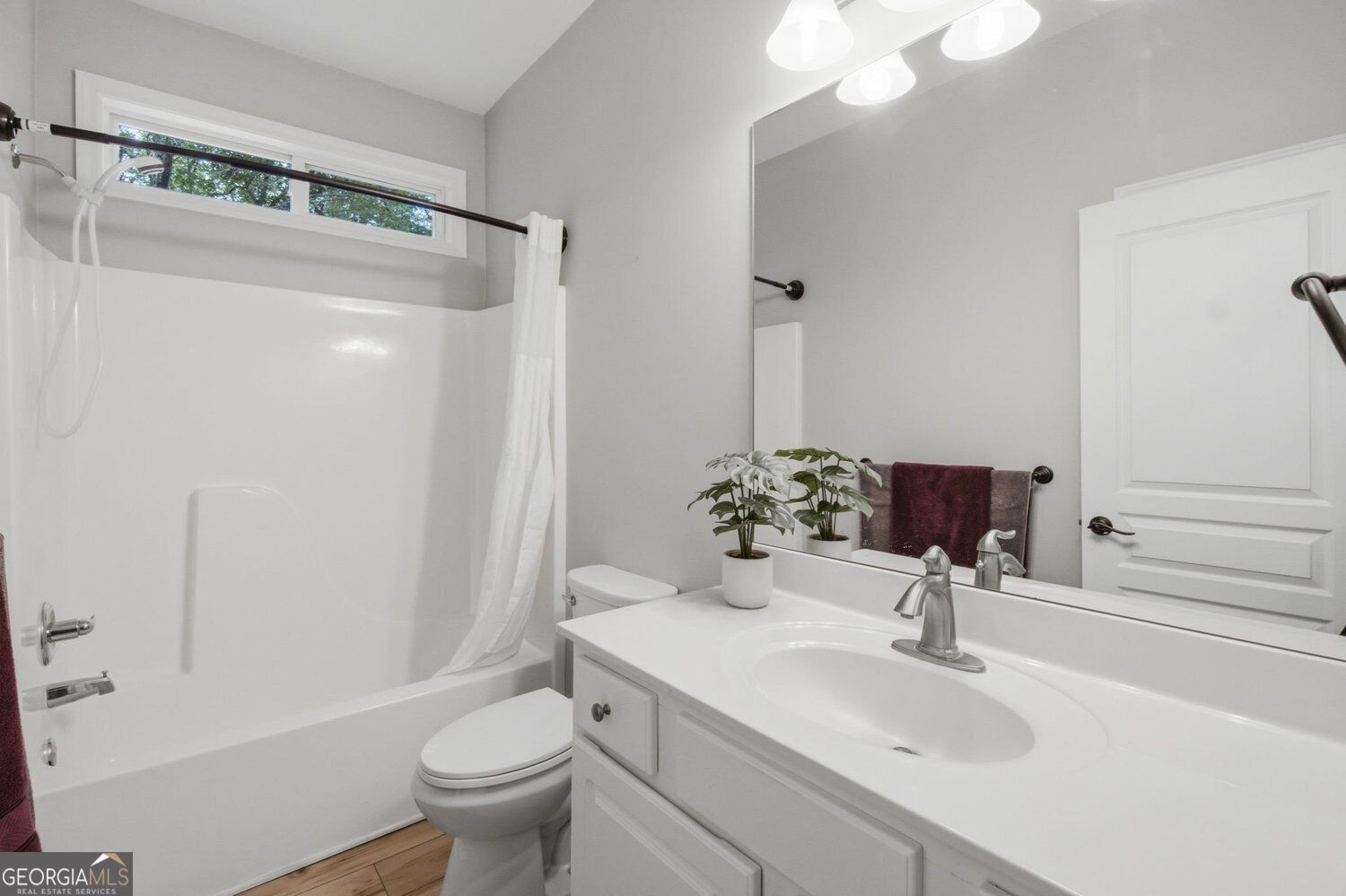 186 Fern Park Drive Property Photo 12