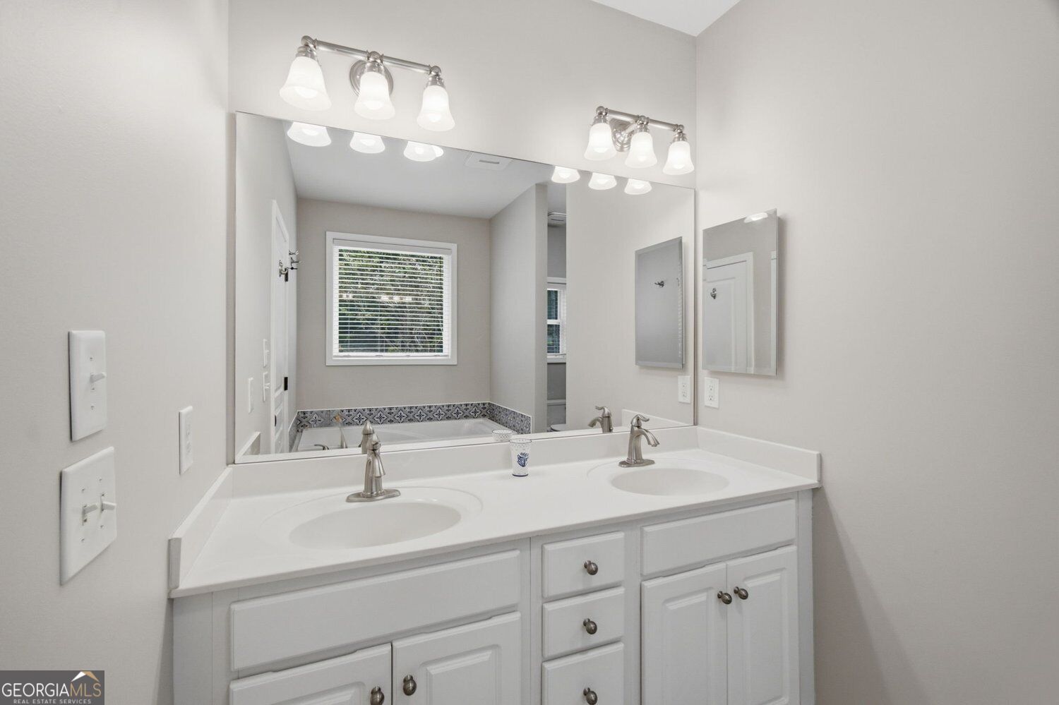186 Fern Park Drive Property Photo 32