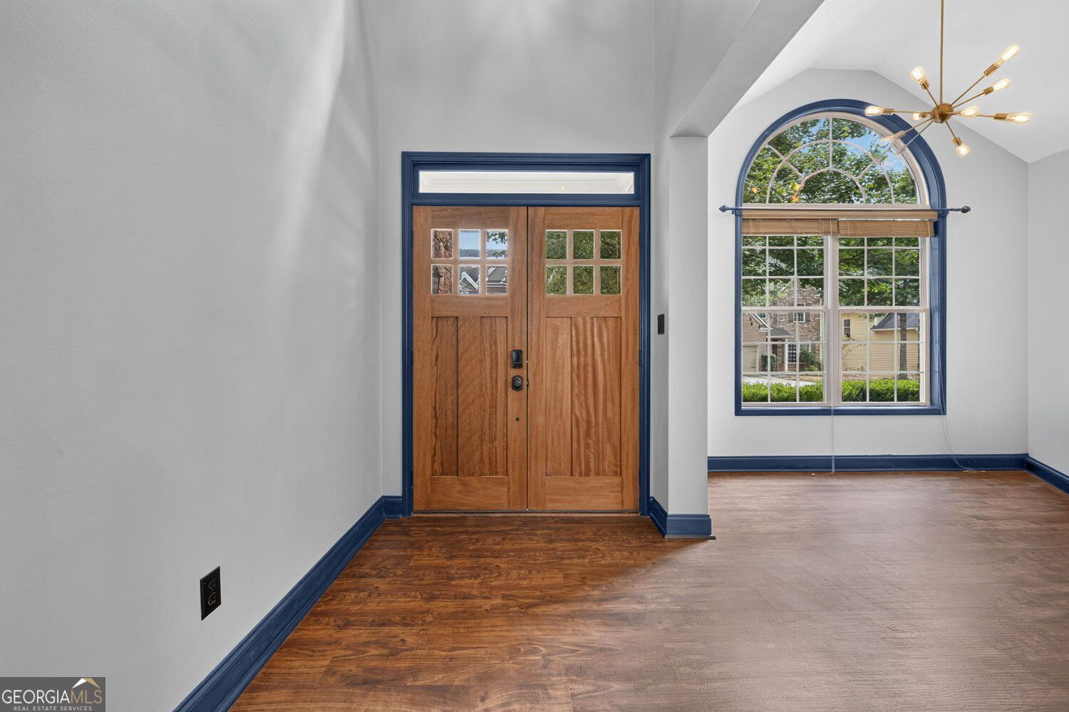 426 Shiloh Manor Drive Property Photo 4