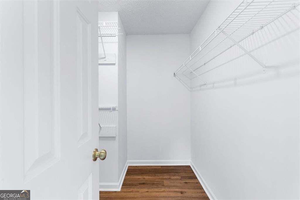 2100 Southern Walk Terrace Property Photo 12