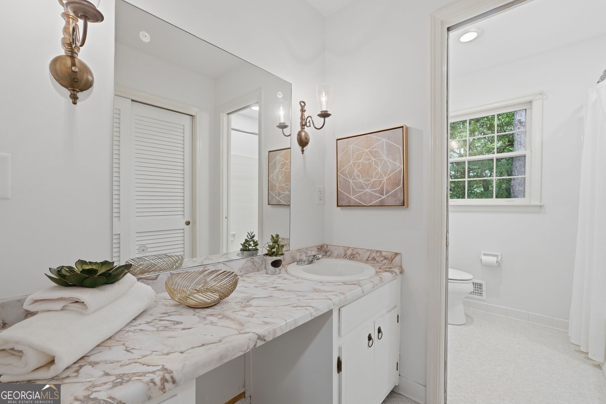 2896 Faraday Court Property Photo 32