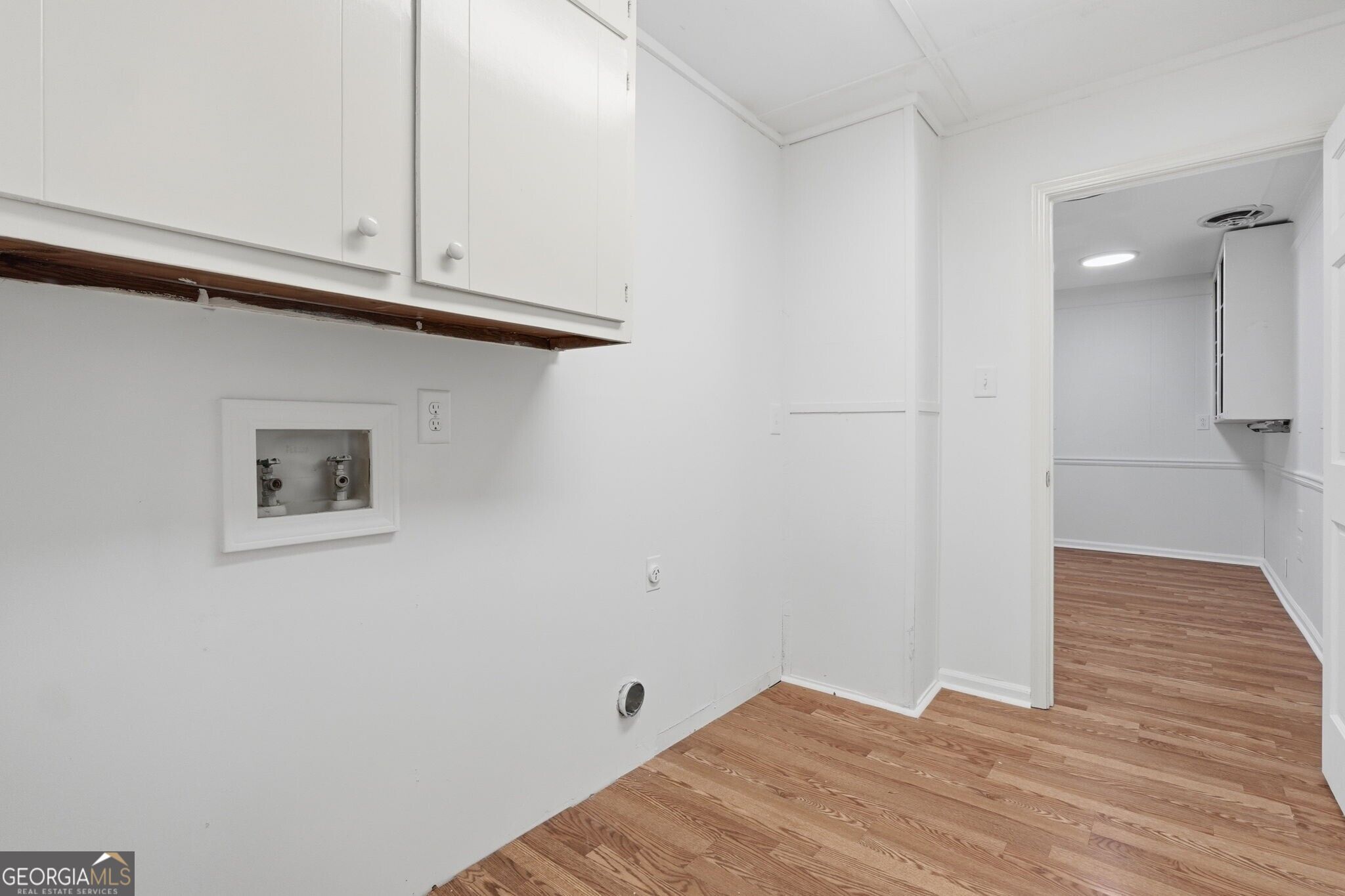 2896 Faraday Court Property Photo 33