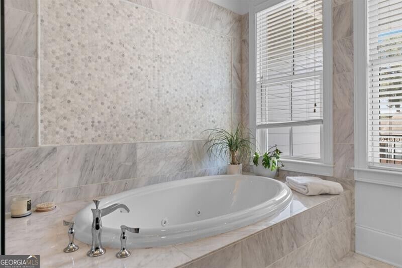 1190 John Collier Road Property Photo 26