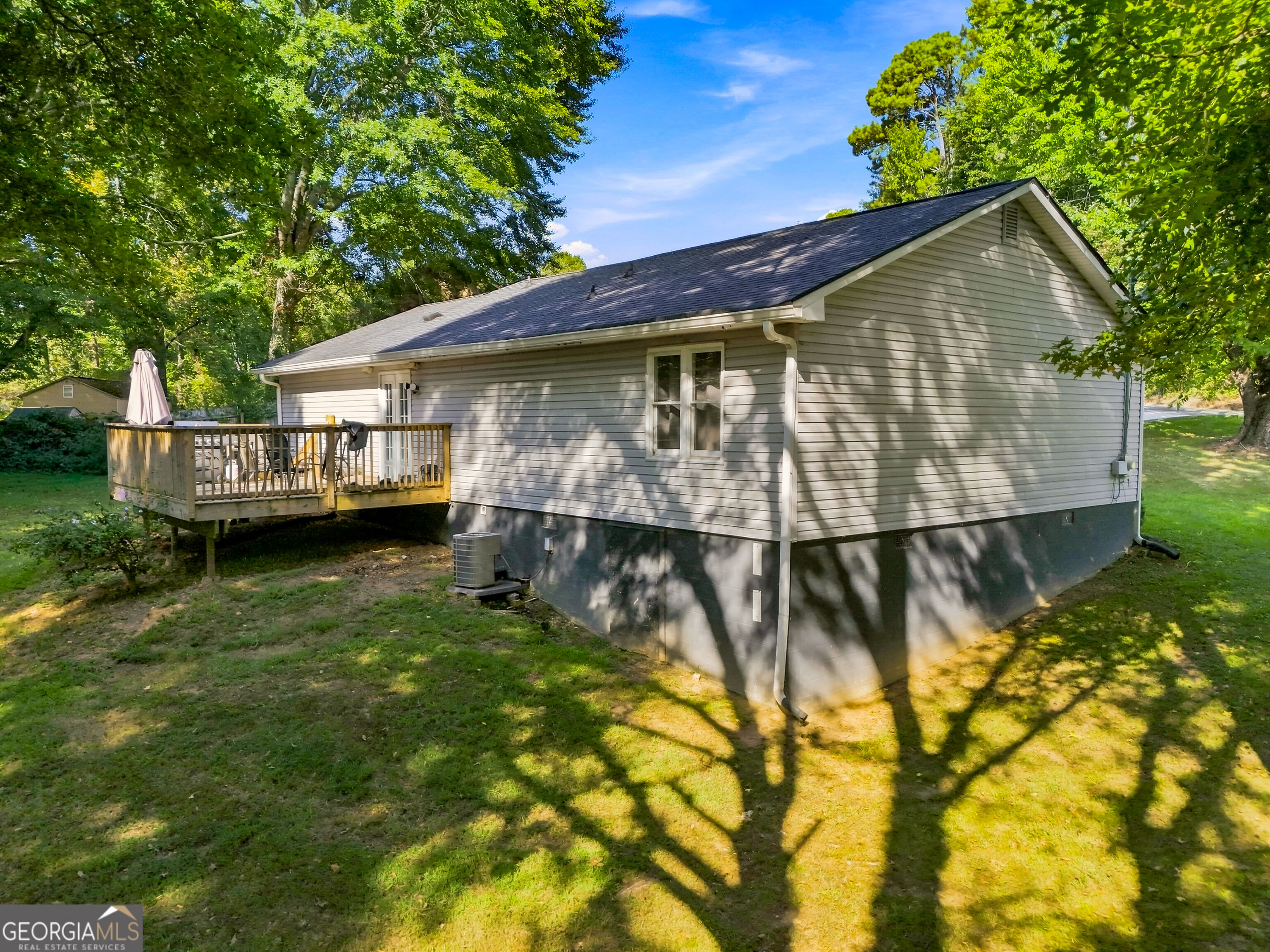3016 Summer Lake Drive Property Photo 5