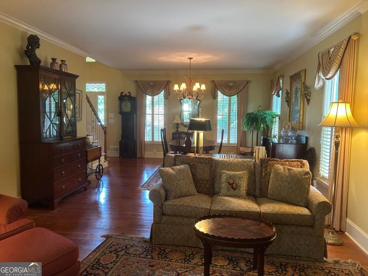 1011 Spy Glass Hill Property Photo 6