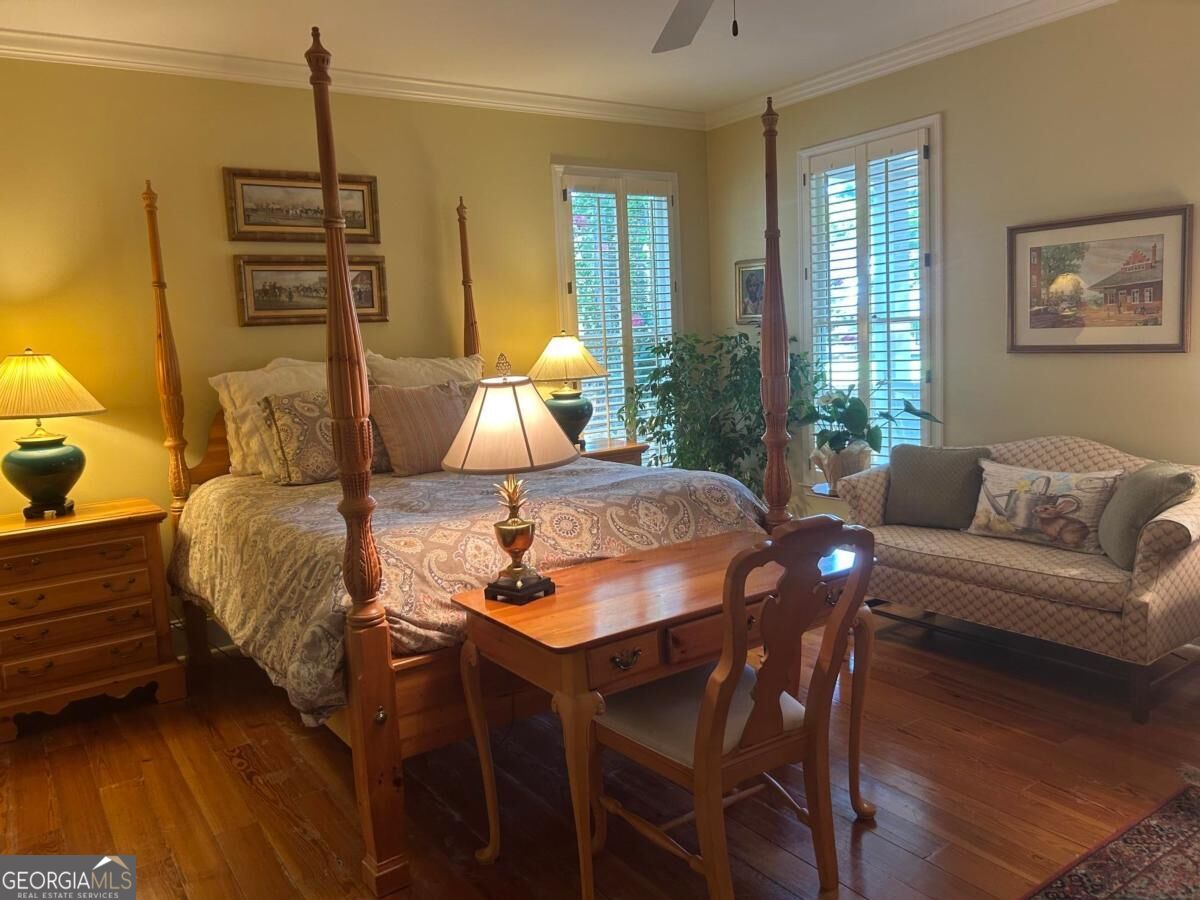 1011 Spy Glass Hill Property Photo 14