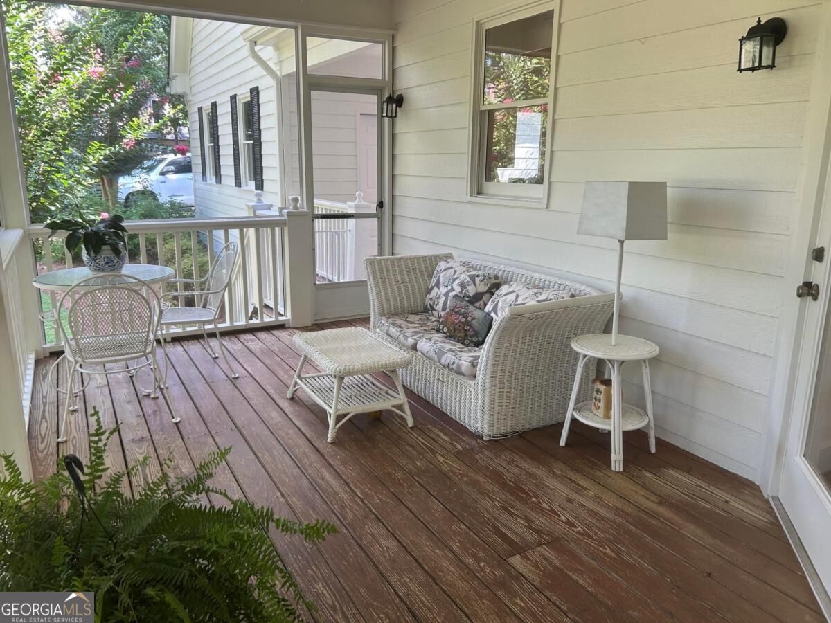 1011 Spy Glass Hill Property Photo 23