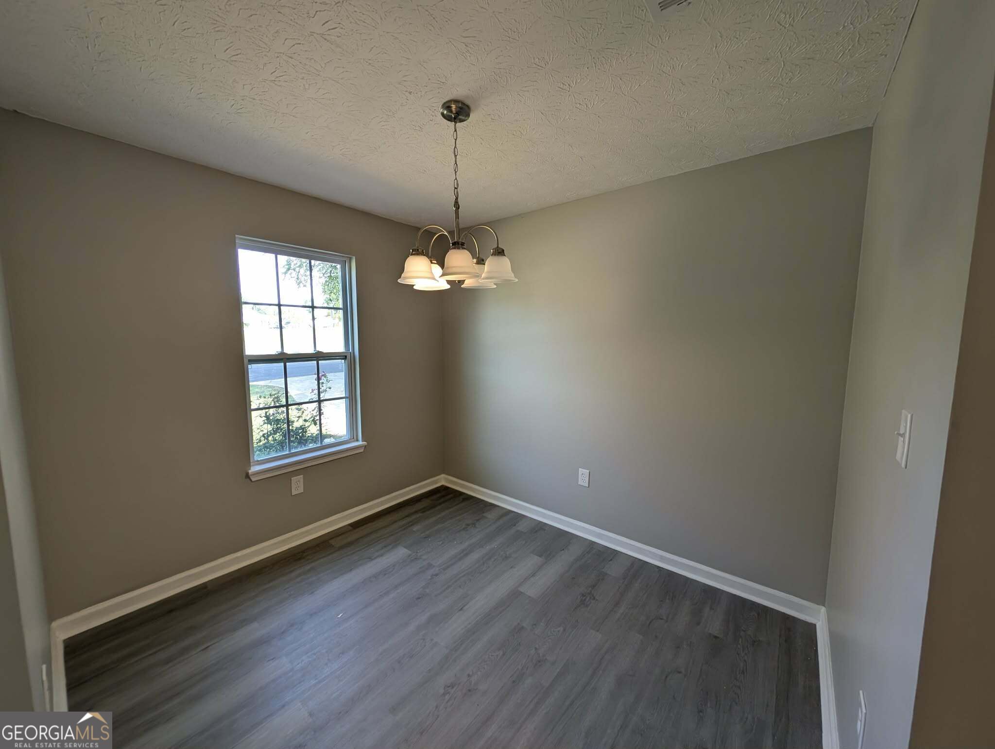 126 Crystal Brook Property Photo 6
