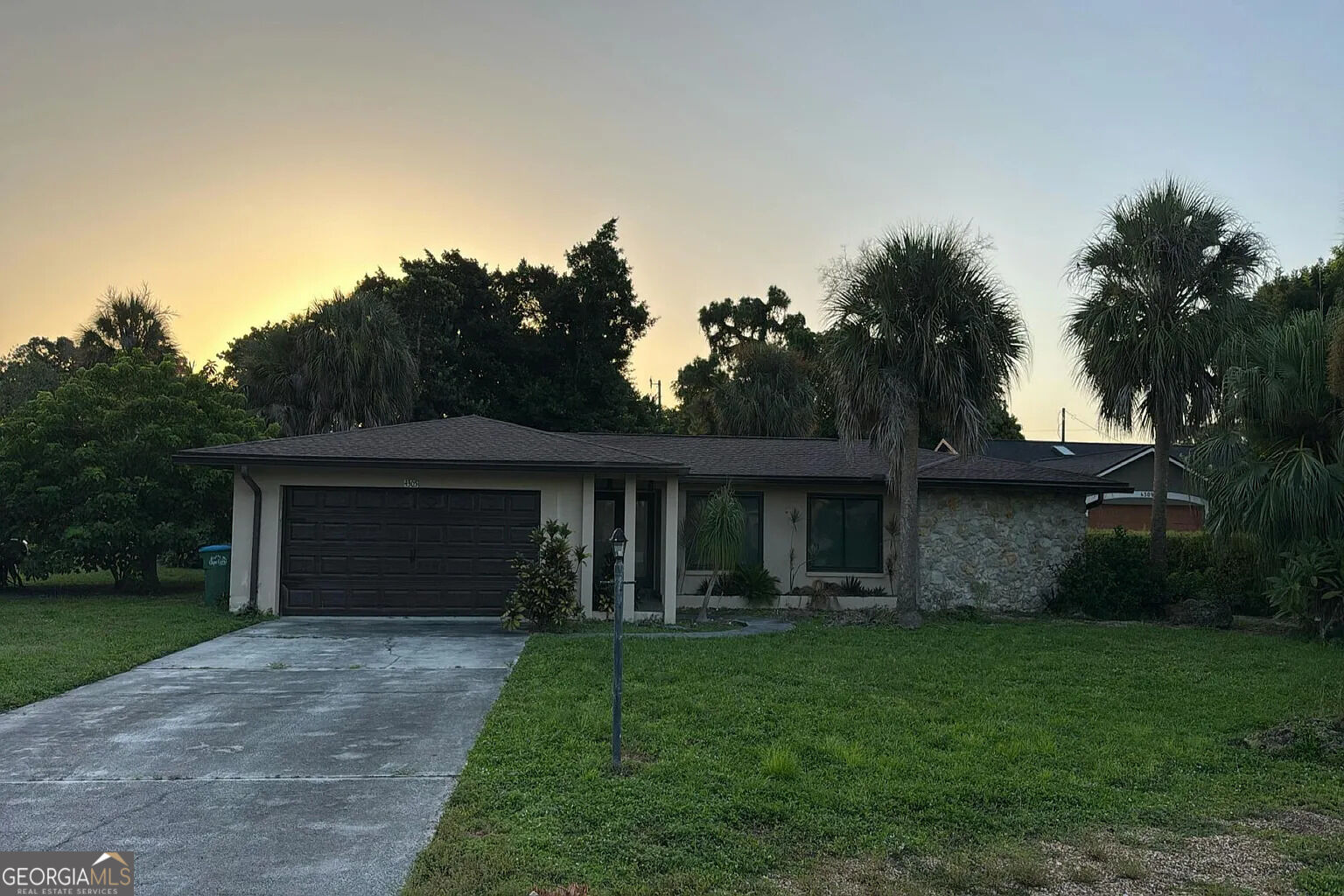 4305 Palm Tree Boulevard